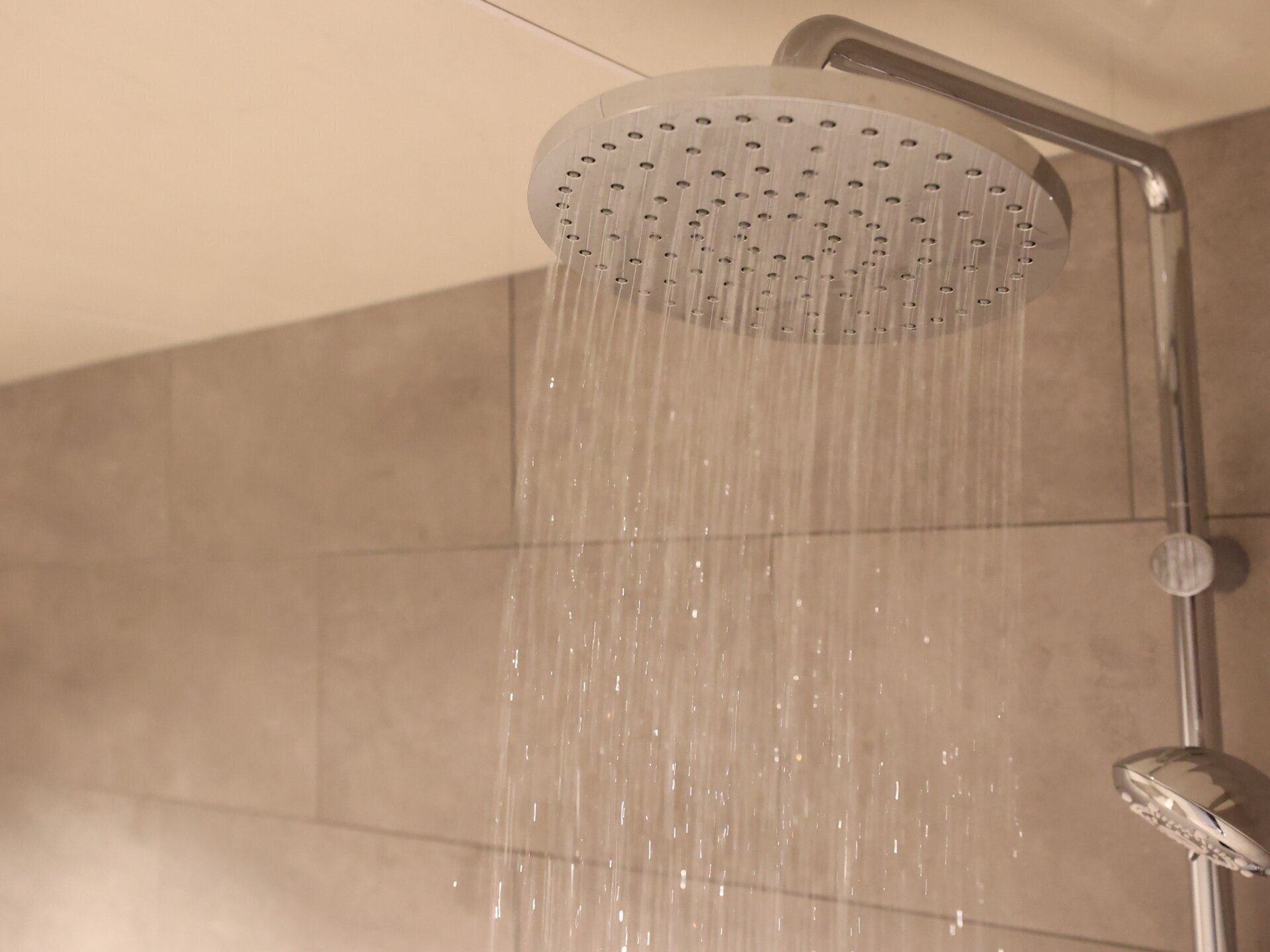 private sauna苦楽園　Room3 シャワー